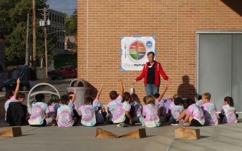 Children learning about nutrition